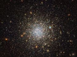 Foto-foto Luar Angkasa Paling Keren di 2019 Jepretan Teleskop Hubble