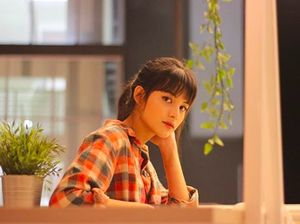 Kulineran Lania Fira, Wanita Cantik yang Diisukan Pacar Ariel NOAH