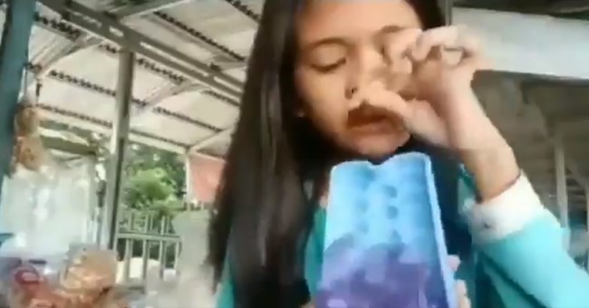Youtuber Edho Zell Buka Warteg Hingga Bocah Pamer Agar-agar yang Berujung Apes
