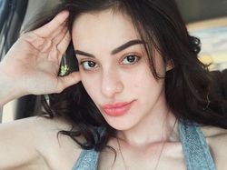 Nora Alexandra Tak Akan Cerai dari Jerinx
