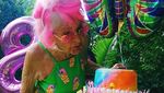 Berusia 90 Tahun, Nenek Kekinian Ini Eksis Jadi Selebgram yang Doyan Makan