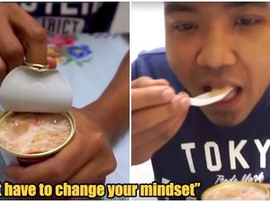 Youtuber Ini Review Makanan Kucing, Begini Komentarnya!