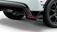 Di Jepang, aero kit TRD untuk bagian spoiler depan, side skirt, dan diffuser belakang dibanderol 132.000 yen (Rp 16,8 juta). Foto: Pool (autoindustriya)
