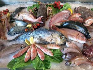 Belanja Ikan dan Seafood Bisa di 5 Pasar Populer Ini