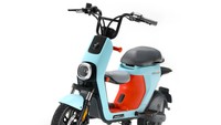Setelah eScooter, Segway-Ninebot juga memperkenalkan eMoped, yang diklaim mampu berlari hingga 16 mph atau setara dengan 25 km/jam. eMoped juga dikatakan akan mampu berlari hingga 53 miles atau setara dengan 85 km. Foto: Pool (MCN)