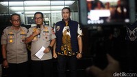 Menurut Polri dua pelaku yang ditangkap berinisial RM dan RB.