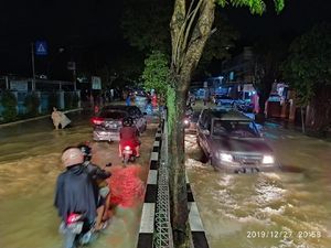 Diguyur Hujan Deras 2 Jam, Kota Samarinda Dilanda Banjir