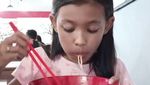 Centil dan Kocak Penyanyi Dangdut Cilik, Bunga Salsabila yang Jago Masak