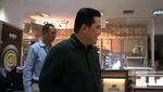 Momen Santai Erick Thohir Blusukan ke Sarinah