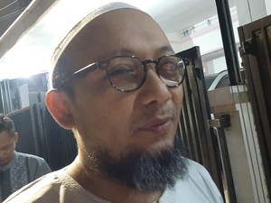 Novel Apresiasi Penangkapan Penyerang: Janggal, Kalau Motifnya Dendam