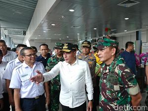 Gubsu Edy Cek Stasiun KA Medan Jelang Tahun Baru: Tertib, Tak Ada Masalah