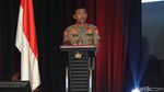Kapolri Pamer Foto Tersangka Penyiram Air Keras ke Novel