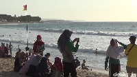 Berdasarkan press release yang diterima detikcom dari CupoNation dan OYO, Selasa (7/1/2020), Pantai Kuta di Bali disebut sebagai destinasi yang paling ramai pada momen Tahun Baru kemarin (Khoirur Riza/detikcom)