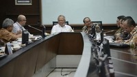 Menteri PUPR Basuki Hadimuljono mengatakan, jalan tol ini merupakan salah satu ruas prioritas dan bagian dari Proyek Strategis Nasional (PSN) dan diharapkan dapat meningkatkan pergerakan logistik dari  Provinsi Sumatera Utara menuju Provinsi Aceh dan mendukung pengembangan wilayah yang berada di sekitar jalan tol. Menteri Basuki berharap, dengan adanya partisipasi aktif dari Pemerintah Daerah dan Badan Usaha serta seluruh pihak terkait untuk mendukung pelaksanaan pembangunan jalan tol ini dapat mempercepat penyelesaian pembangunan jalan tol tersebut. Pool/Kementerian PUPR.