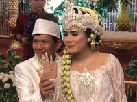Ginanjar Dikaruniai Anak Pertama di Usia 56 Tahun