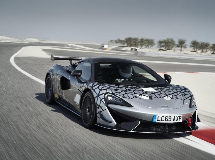 Penampakan McLaren 620R, Mobil Balap yang Legal di Jalan Raya