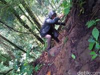 Air Terjun Cantik di Balik Kawasan Industri Cianjur