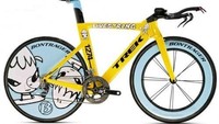 Trek Yoshimoto Nara Rp 2,8 miliar. Sepeda ini dihiasi dengan tema kartun anak-anak dengan sarung tinju, UFO terbang, dan logo Livestrong.