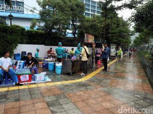PKL Masih Menjamur di Kawasan CFD Jakarta