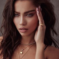 Peringkat ke-6 ada model Audreyana Michelle. Wanita 17 tahun asal Oklahoma ini memiliki kecantikan yang unik karena ia berdarah campuran Amerika, Afrika-Amerika dan Suku Asli Amerika. Foto: Instagram/@auddreyanamichelle