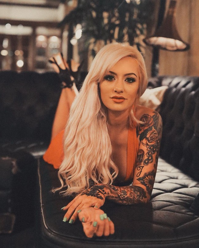 Ketika berada di Korps Marinir, saya melayani di sejumlah besar tempat-tempat menakjubkan seperti San Diego, CA dan saya juga bertugas pada penempatan di Afghanistan pada 2012, untuk Operation Enduring Freedom, imbuhnya. Foto: Instagram