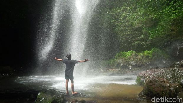air terjun Cigoong