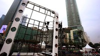Panggung tersebut digagas oleh Pemprov DKI Jakarta.