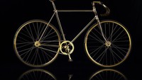 Auramania Crystal Edition Gold Bike Rp 1.596.000.000. Kerangka, roda, dan ruji sepeda berlapis emas dan kristal Swarovski. Pegangan tangan dan pelana terbuat dari kulit berkualitas tinggi dan lencana kulit di bagian depan.