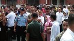 Asyiknya Jokowi dan Para Menteri Jalan-jalan di Kota Lama Semarang