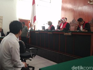 Anak Bupati Majalengka Tak Dijerat UU Darurat, Apa Alasan Jaksa?