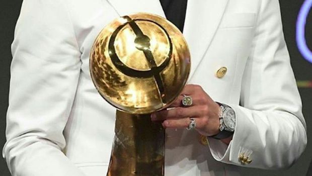 Cristiano Ronaldo Pakai Jam Rolex Termahal di Dunia Seharga Rp 6,9 M