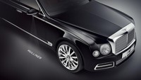 Untuk Anda para miliarder Indonesia, maaf ya, Bentley Mulsanne Limited Edition Extended Wheelbase ini tidak untuk Anda. Foto: Pool (Leftlanenews)