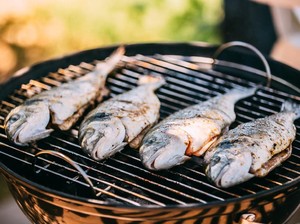 Tips Memilih Ikan yang Cocok untuk Bakaran Tahun Baru Anti Gagal