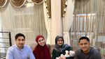 Medina Zein Terciduk Kasus Narkoba, Intip Momen Makan Romantis Bersama Suami