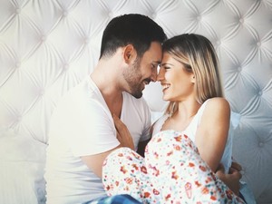 7 Manfaat Ciuman Bibir untuk Suami - Istri, Bukan Sekadar untuk Seks