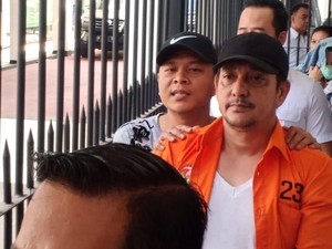 Wanita Ditangkap Terkait Sabu Bareng Ibra Azhari: Artis Era 90  Inisial NN