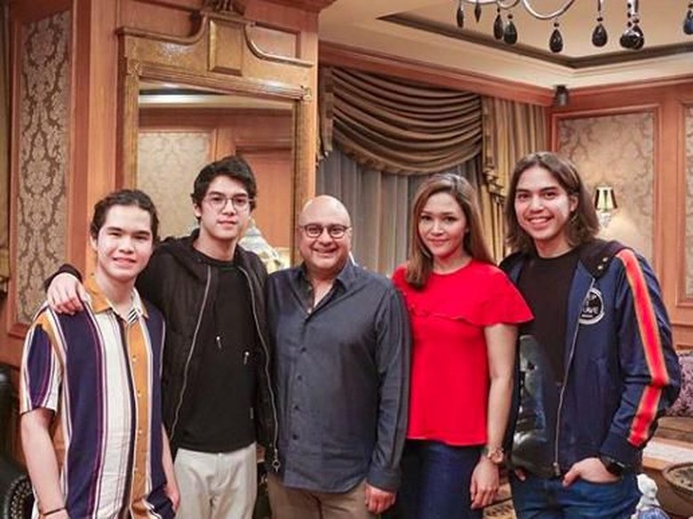 Foto: Antara Dhani dan Maia-Irwan Mussry, Al: Aku Punya Kehidupan yang Baik! IG Foto: Antara Dhani dan Maia-Irwan Mussry, Al: Aku Punya Kehidupan yang Baik! IG