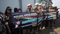 FKPPI ikut menyambut kebebasan Ahmad Dhani di Rutan Cipinang.
