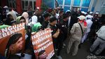 Penampakan Ratusan Orang di Rutan Cipinang Sambut Ahmad Dhani Bebas