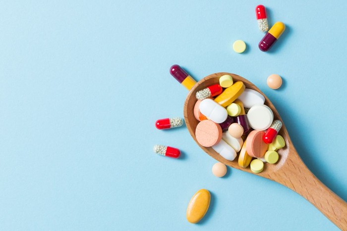 Obat-obatan yang Wajib Ada di Kotak Obat Selama Liburan Akhir Tahun