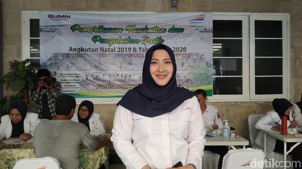 Kepala Humas PT KAI Daop I Eva Chairunisa