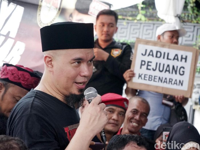 Ahmad Dhani Ahmad Dhani saat ditemui di kediamannya di kawasan Pondok Indah, Jakarta Selatan.
