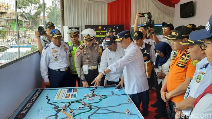 Menhub Minta Warga Waspada Jalur Wisata Lembang Saat Tahun Baru 2020