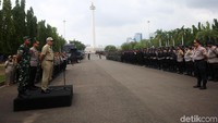 Apel ini dipimpin oleh Wali Kota Jakarta Pusat Bayu Meganthara.