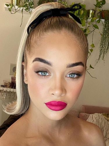 7 Ide Makeup untuk Pesta Tahun Baru dari Selebriti Hingga Makeup Artist