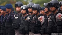 Dalam rangka pengamanan malam pergantian tahun, Polda Metro Jaya menyiapkan sekitar 10.000 personel gabungan.