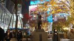 Potret Deadpool Berfoto dengan Hachiko