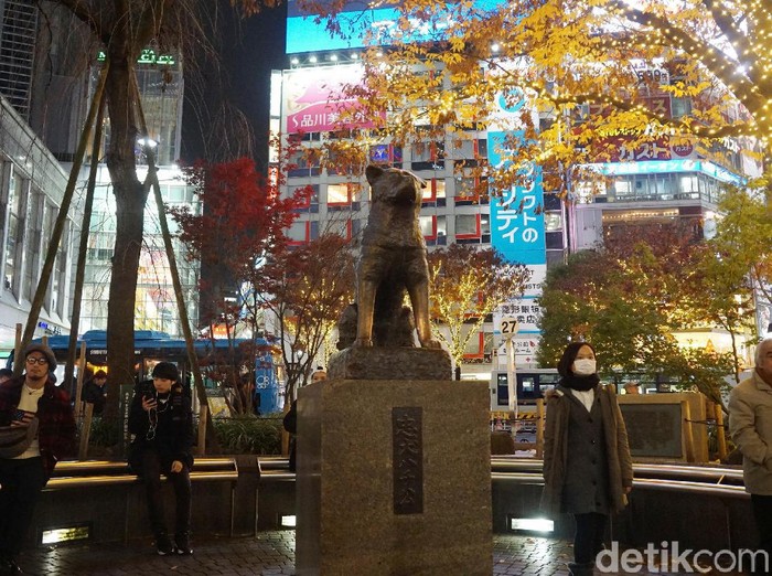 dead pool di patung hachiko