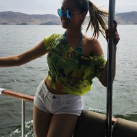 Seperti dilansir Daily Star, aksinya itu membuat Jossmery mendapatkan tindakan disipliner setelah mengunggah video tersebut ke Instagram untuk dinikmati 320 ribu lebih pengikutnya. Atasannya menuduh bahwa tampilan Jossmery itu merusak setelah video tersebut ditonton hampir sejuta penonton. Foto: Instagram