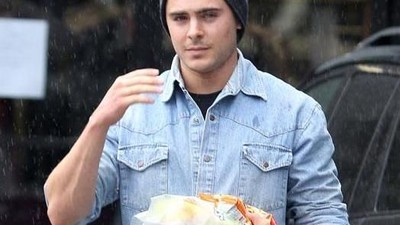 Terserang Infeksi Saat Syuting, Zac Efron Ternyata Pencinta Fast Food